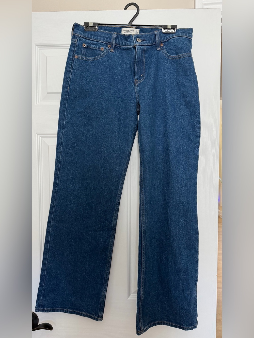 Abercrombie & Fitch low rise 90s relaxed jeans (curve love)